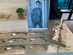 -Trend1881视光·蔡司视觉(领展广场店)