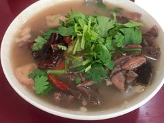 -清真八大碗(G6辅路店)