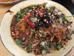 -拈签一笑黄牛肉辣卤串串