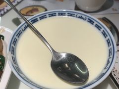 -新大咀港式茶餐厅(宝山万达店)
