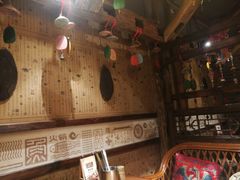 -老牌坊云南鱼豆花火锅(嵩山店)