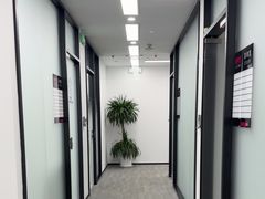 -新东方斯芬克艺术留学作品集培训(郑州校区)