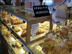 面包甜点陈列柜-爱达乐面包生日蛋糕(郫县时代天街店)