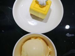 -苏州金鸡湖中茵皇冠假日酒店