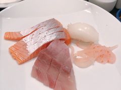 三文鱼-巴黎人自助餐