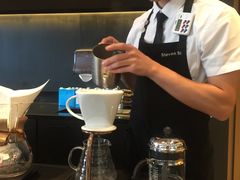 -星巴克(金华东阳银泰城店)