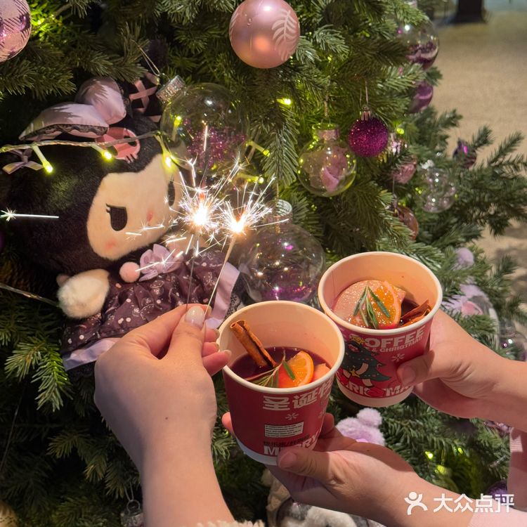 就在新街口！这圣诞氛围也太超前了！