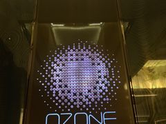 -OZONE 顶楼酒吧(香港丽思卡尔顿酒店)