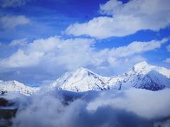 -贡嘎雪山