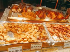 -金滏山烤肉·海鲜·火锅自助餐厅(襄阳万达店)