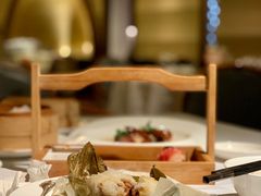 瑶柱蛋黄糯米鸡-成都瑞吉酒店·宴庭中餐厅