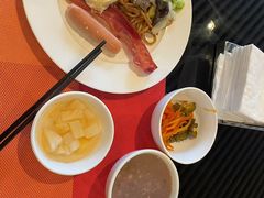 -筠咖啡西餐厅(上海国展宝龙丽筠酒店)