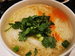 手工龙须面-白天鹅宾馆·流浮阁咖啡厅