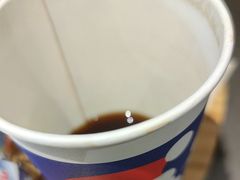 加浓美式-瑞幸咖啡(外滩SOHO店)