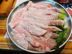 -青瓦炭韩潮烤肉(花园道店)
