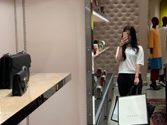 -Gucci(重庆IFS店)