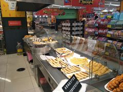 -大润发购物广场名烟名酒(九全嘉国际店)