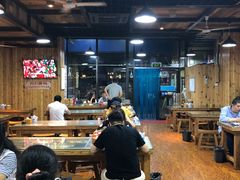大堂-陇上全荟兰州传统牛肉面(延吉路店)
