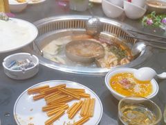 -愚人火锅·清真(秦州店)