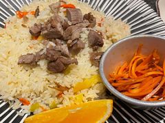 金桃手抓饭-丝路金桃·新疆菜(徐汇店)