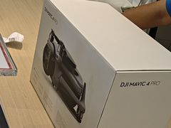 -DJI大疆(深圳华强北曼哈授权体验店)