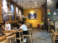 大堂-蒙自源过桥米线(红谷滩万达店)