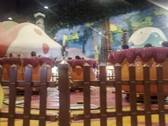 -蓝精灵乐园·世茂精灵之城主题乐园
