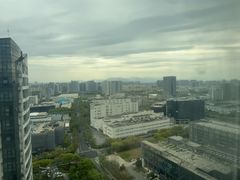 -杭州滨江宝龙城华美达酒店