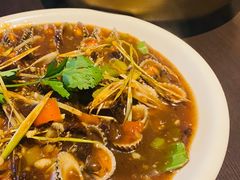 -大头虾越式风味餐厅(光明广场店)