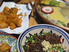 -洱火云南酸菜牛肉火锅(石景山当代商城店)