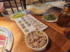 -城墙拐拐火锅(三峡广场黑金冠店)
