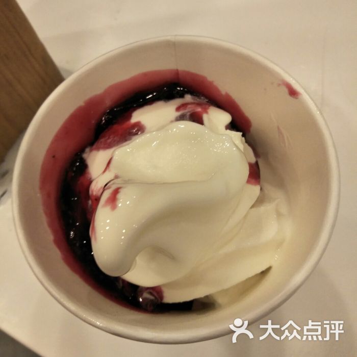 宜家小餐馆蔓越莓圣代图片-北京快餐简餐-大众点评网