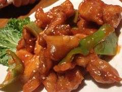 清迈菠萝咕噜肉-觅山云南菜(泊富ICITY店)