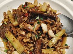 -黄泥岗·地道湖北菜(奥特莱斯店)