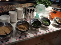 自助调料区-李子坝梁山鸡(北碚万达五鸡哥店)