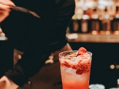 草莓白昼梦-星巴克臻选®️咖啡·酒坊Bar Mixato
