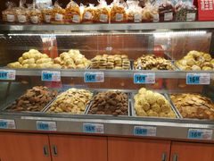 面包房-大润发(国兴店)