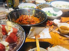 -琥珀老六龙虾(四里河店)