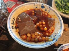 -肖四女乐山跷脚牛肉(南汇大学城生活广场店)