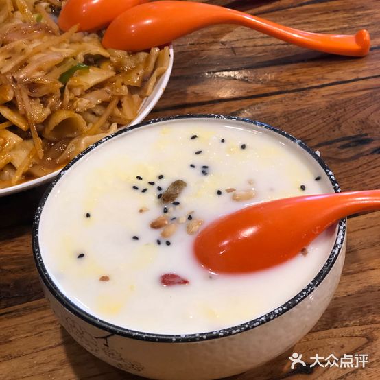 尕羊烤肉餐厅(定西路店)