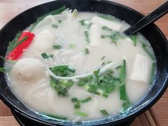 浓汤鱼汁小锅米线-雙囍老鋪(闻喜路店)
