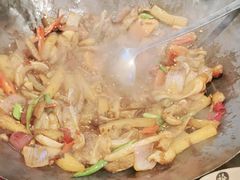 -富正毅三下锅·湘西韵味(天门山索道店)
