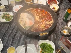 -老船舫·现做活鲜鱼馆(东郊记忆店)