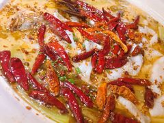 -江渔儿酸菜鱼专门店(明珠广场店)