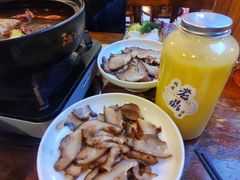 -老鼎万春卤菜(五代传承创始老店)