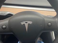 -TESLA 特斯拉(郑州正弘城体验店)