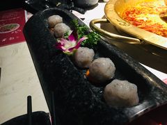 干贝咸蛋黄虾滑-哥老官重庆美蛙鱼头(西湖银泰十一哥店)