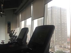 -健狗狗24小时智能自助健身房(龙湖重庆时代天街D馆店)