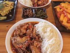 猪蹄面-贤花饭店(城阳店)