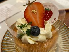 草莓皇牌梳芙厘-KNOTKNOT珞珞·日式甜品(K11店)